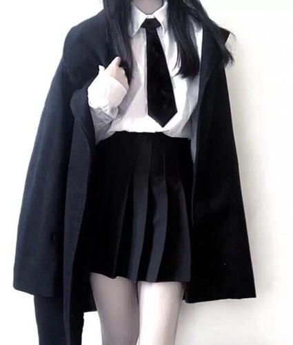 穿进情色系统的色情女高